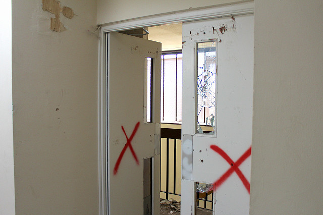 asbestos fire doors to be removed